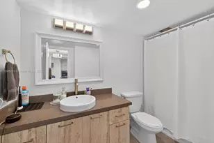 2851 NE 183rd St, Aventura, FL 33160 - Photo 17