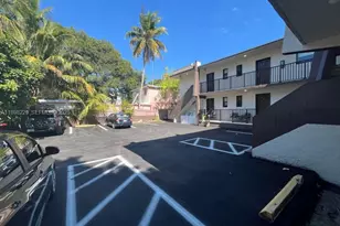 1484 NW 15th Ave, Miami, FL 33125 - Photo 11