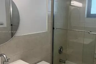 1484 NW 15th Ave, Miami, FL 33125 - Photo 9