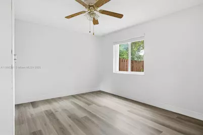 12153 SW 49th Ct, Cooper City, FL 33330 - Photo 15