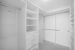 465 Brickell Ave, Miami, FL 33131 - Photo 15