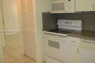 8888 Collins Ave, Surfside, FL 33154 - Photo 5