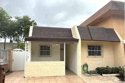2350 W 53rd Ter #12, Hialeah, FL 33016 - Photo 1