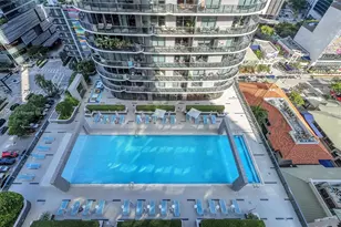 55 SW 9th St, Miami, FL 33130 - Photo 17