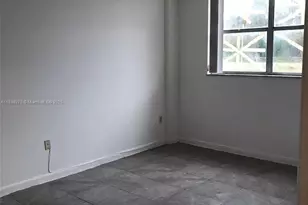 16465 NE 22nd Ave, North Miami Beach, FL 33160 - Photo 13