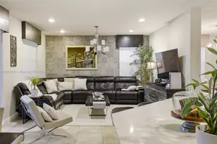 8870 NW 99th Path, Doral, FL 33178 - Photo 9