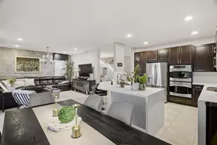 8870 NW 99th Path, Doral, FL 33178 - Photo 11