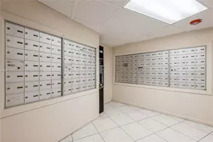 [Address not provided], Hallandale Beach, FL 33009 - Photo 13