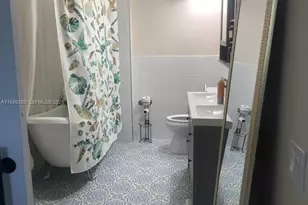 [Address not provided], Hallandale Beach, FL 33009 - Photo 5