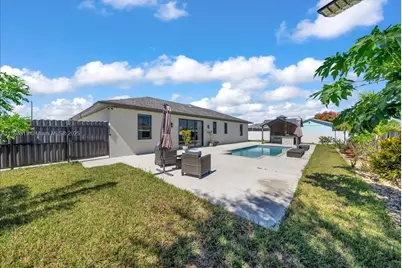 363 Paisley, Lehigh Acres, FL 33974 - Photo 35