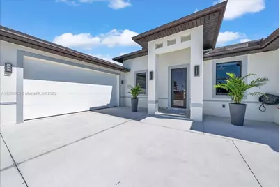 363 Paisley, Lehigh Acres, FL 33974 - Photo 5