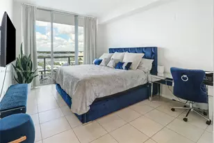 7928 East Dr East Dr, North Bay Village, FL 33141 - Photo 11