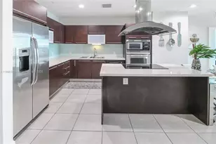 7928 East Dr East Dr, North Bay Village, FL 33141 - Photo 5