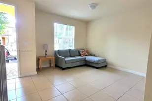 9031 SW 227th St, Cutler Bay, FL 33190 - Photo 5