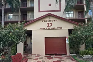 850 SW 138th Ave, Pembroke Pines, FL 33027 - Photo 1