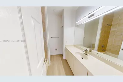 374 NE 27th Ave #201, Homestead, FL 33033 - Photo 9
