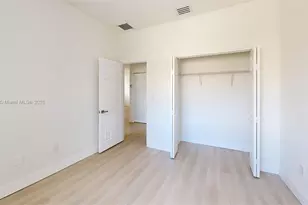 374 NE 27th Ave, Homestead, FL 33033 - Photo 25