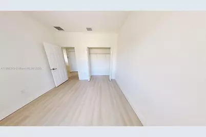 374 NE 27th Ave #201, Homestead, FL 33033 - Photo 13