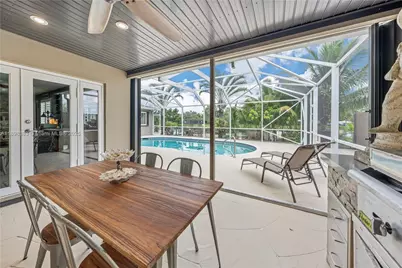 11041 NW 22nd St, Pembroke Pines, FL 33026 - Photo 31