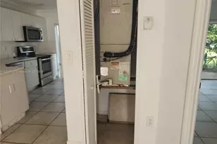 5775 NW 109th Ave, Doral, FL 33178 - Photo 5