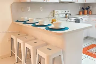 4521 NW 4th St, Miami, FL 33126 - Photo 5