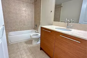 2681 N Flamingo Rd, Sunrise, FL 33323 - Photo 9