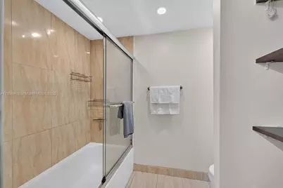 290 174th St #1415, Sunny Isles Beach, FL 33160 - Photo 7