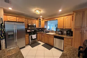 11370 NW 46th Pl, Sunrise, FL 33323 - Photo 7