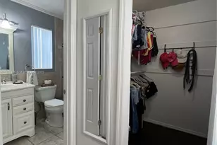 11370 NW 46th Pl, Sunrise, FL 33323 - Photo 23