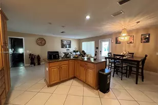 11370 NW 46th Pl, Sunrise, FL 33323 - Photo 11