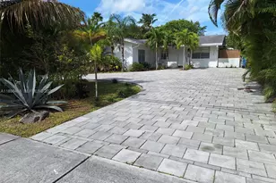 1575 NE 38th St, Oakland Park, FL 33334 - Photo 1