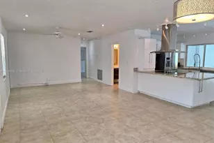 1575 NE 38th St, Oakland Park, FL 33334 - Photo 17