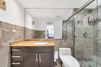 5555 Collins Ave #8P, Miami Beach, FL 33140 - Photo 15