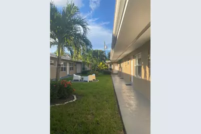 2011 NE 167th St #6, North Miami Beach, FL 33162 - Photo 19