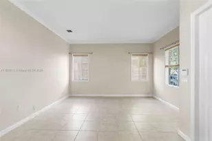 22032 SW 95th Pl, Cutler Bay, FL 33190 - Photo 9