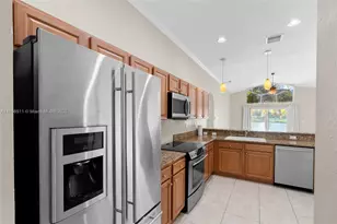 22032 SW 95th Pl, Cutler Bay, FL 33190 - Photo 21