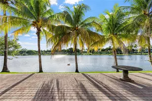 22032 SW 95th Pl, Cutler Bay, FL 33190 - Photo 3