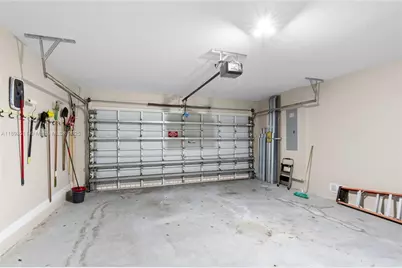 22032 SW 95th Pl, Cutler Bay, FL 33190 - Photo 31