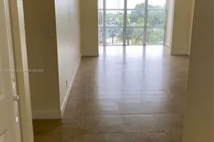 1000 Parkview Dr, Hallandale Beach, FL 33009 - Photo 17