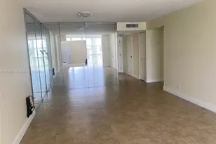 1000 Parkview Dr, Hallandale Beach, FL 33009 - Photo 9