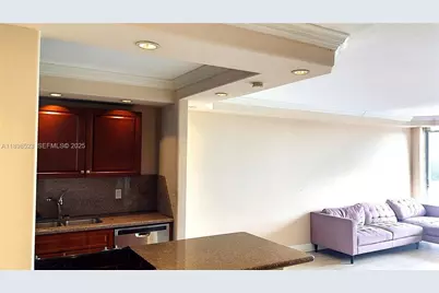 2020 NE 135th St #506, North Miami, FL 33181 - Photo 5