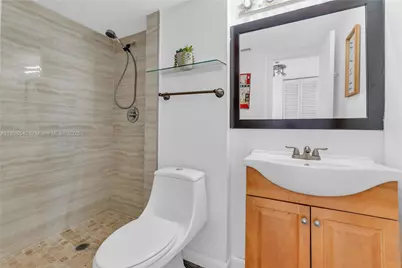 2829 Indian Creek Dr #1110, Miami Beach, FL 33140 - Photo 17