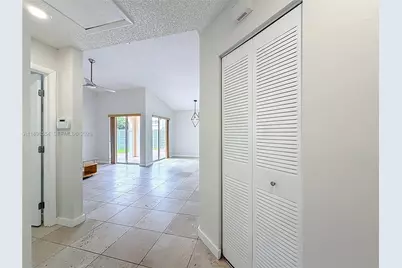 1485 Springside Dr, Weston, FL 33326 - Photo 5