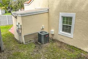 1485 Springside Dr, Weston, FL 33326 - Photo 57