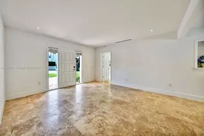 255 Ridgewood Rd #., Key Biscayne, FL 33149 - Photo 15