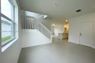 2647 SE 8th Ct, Homestead, FL 33035 - Photo 3