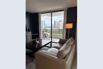 3300 NE 191st St #1518, Aventura, FL 33180 - Photo 11