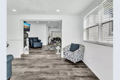 100 NW 8th Ave, Hallandale Beach, FL 33009 - Photo 3