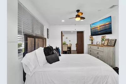 100 NW 8th Ave, Hallandale Beach, FL 33009 - Photo 51