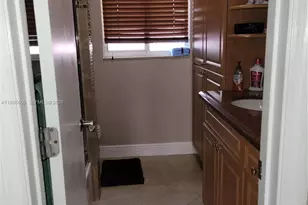 6021 SW 62nd Pl, South Miami, FL 33143 - Photo 19